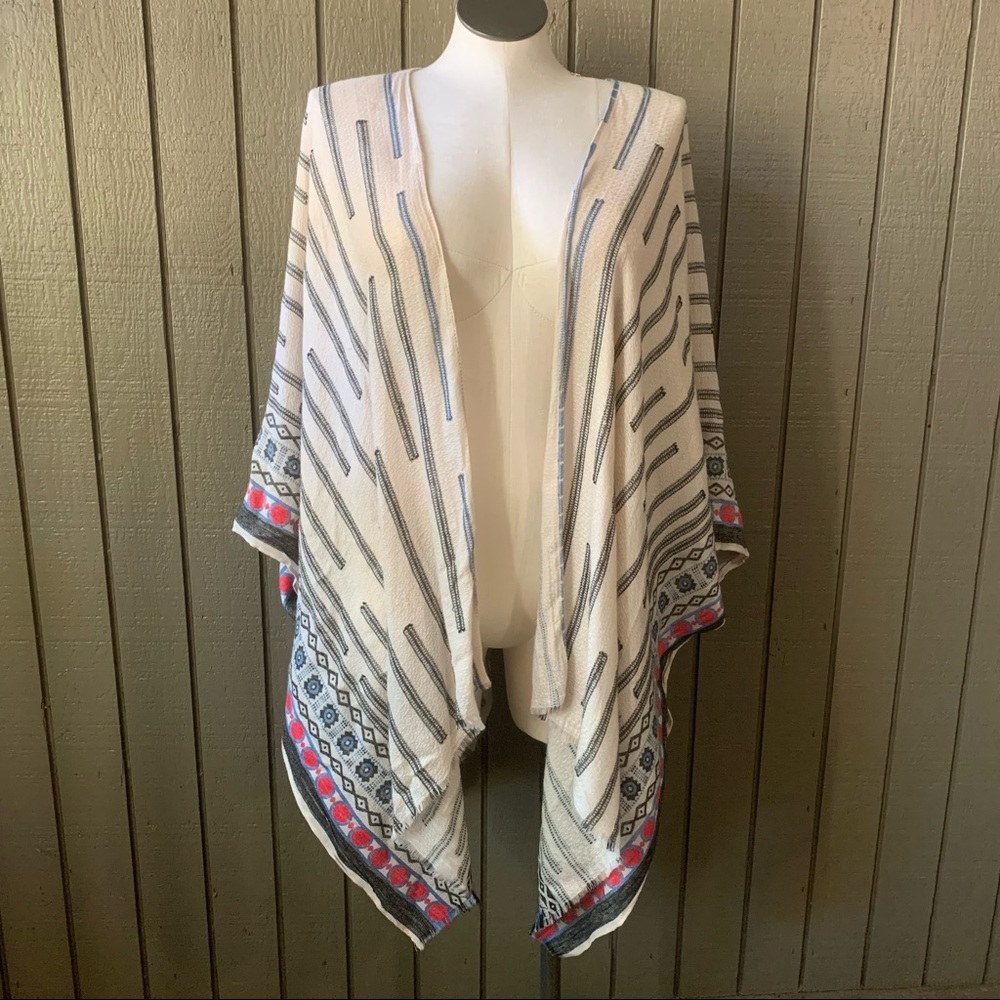 Steve Madden Tan Printed Oversize Kimono One Size